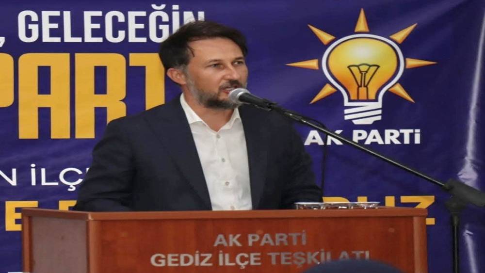 AK Parti Gediz İl&ccedil;e Başkanı Osman Yılmaz g&ouml;revinden istifa etti
