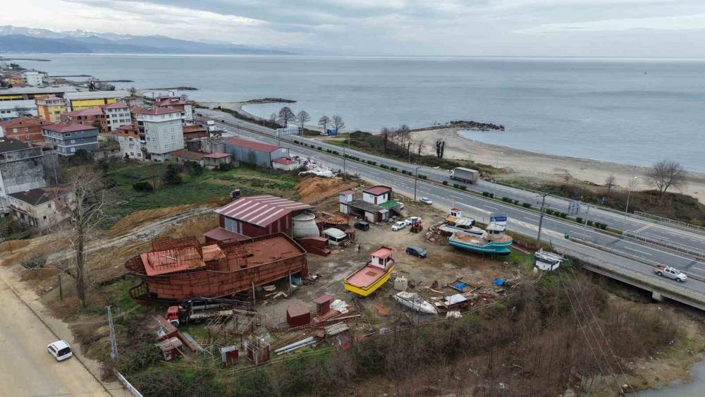 Of&rsquo;tan Senegal&rsquo;e balık&ccedil;ı teknesi ihracatı
