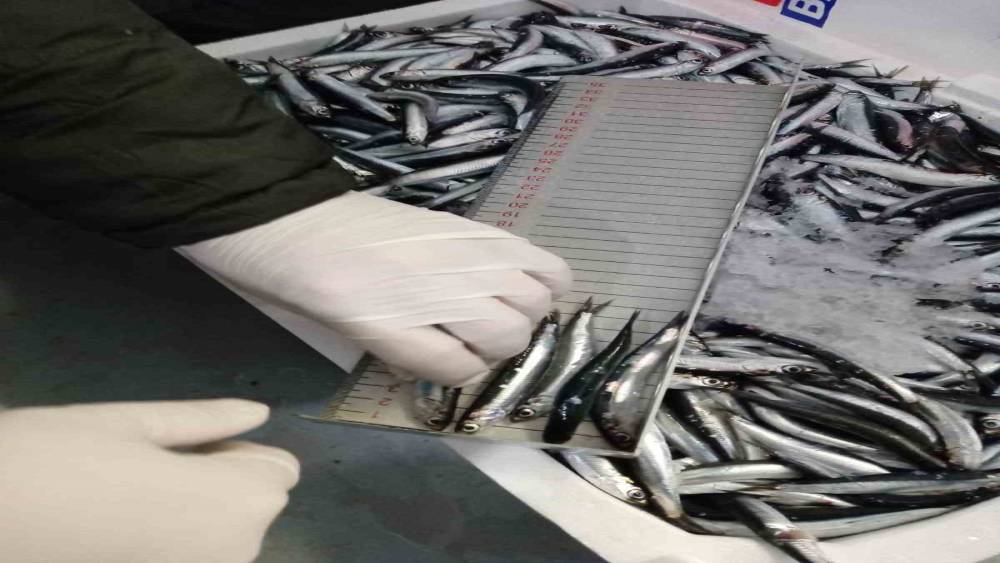 Trabzon&rsquo;da 2025 yılında su &uuml;r&uuml;nleri denetimlerinde 43 kişiye 3,2 milyon TL para cezası
