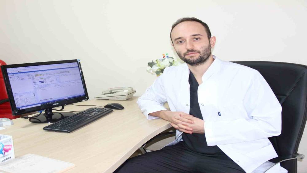 Uzmanı a&ccedil;ıkladı: "Saman nezlesi T&uuml;rkiye&rsquo;nin y&uuml;zde 20&rsquo;sini etkiledi"
