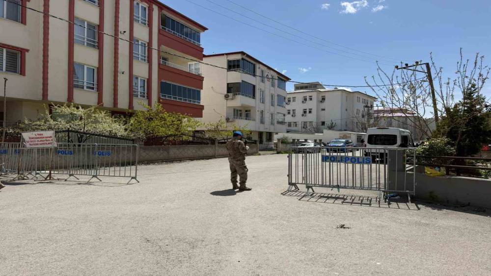 Iğdır&rsquo;da kavgada g&ouml;zaltına alınan 21 ş&uuml;pheli adliyeye sevk edildi
