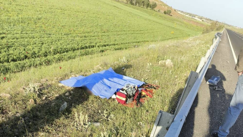 Mardin&rsquo;de kamyon ile motosiklet &ccedil;arpıştı: 1 &ouml;l&uuml;
