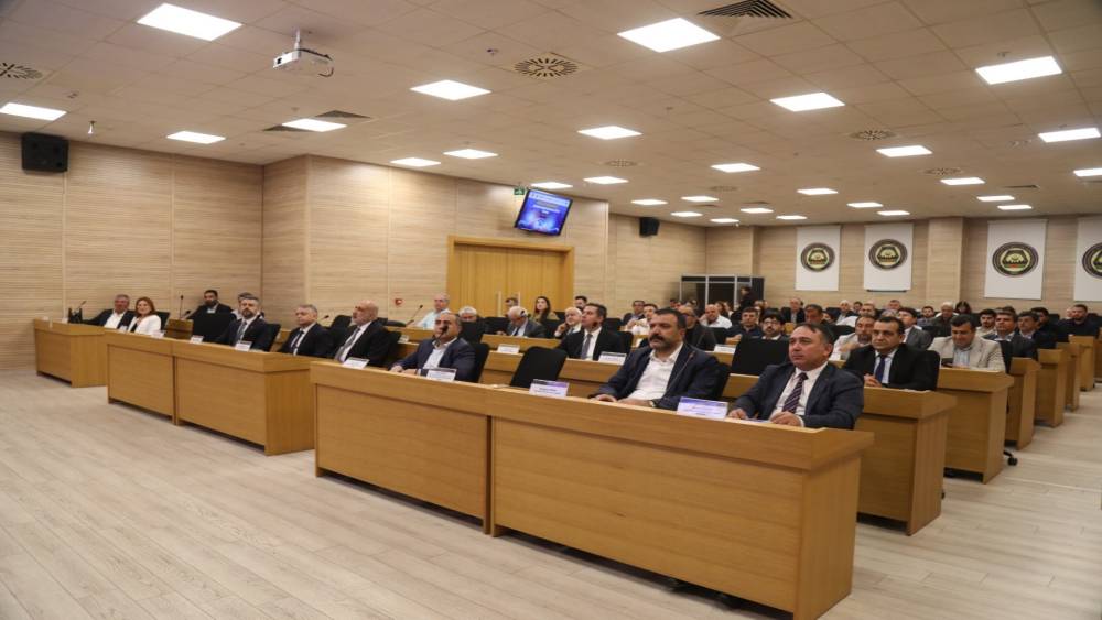 İhracat Genel M&uuml;d&uuml;r&uuml; Yal&ccedil;ınkaya: "Doğrudan ihracatın kapıları a&ccedil;ılırsa Diyarbakır&rsquo;ın ihracat rakamı 1 milyar dolara &ccedil;ıkabilir"
