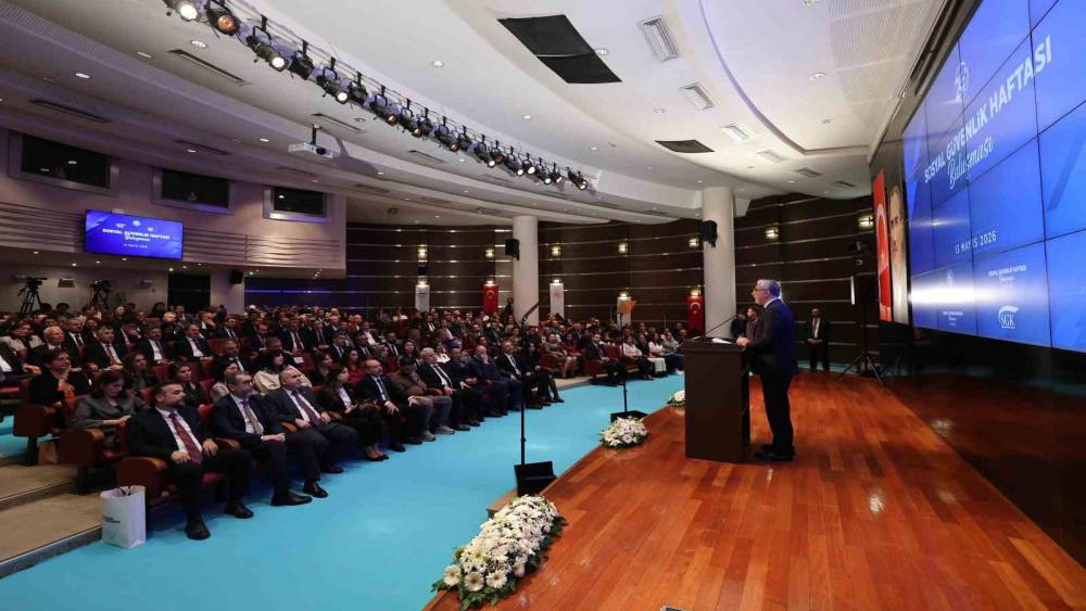 Bakan Işıkhan: "T&uuml;rkiye d&uuml;nyanın en kapsayıcı Genel Sağlık Sigortası sistemlerinden birine sahiptir"
