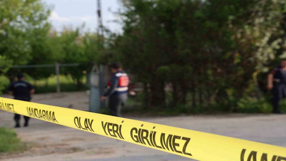 Elazığ&rsquo;da silahlı kavga: 1 yaralı
