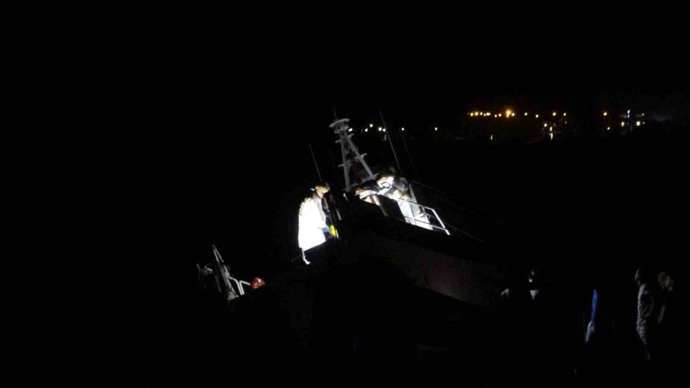 Giresun&rsquo;da Sahil G&uuml;venlik botu kaza yaptı, personel yaralandı
