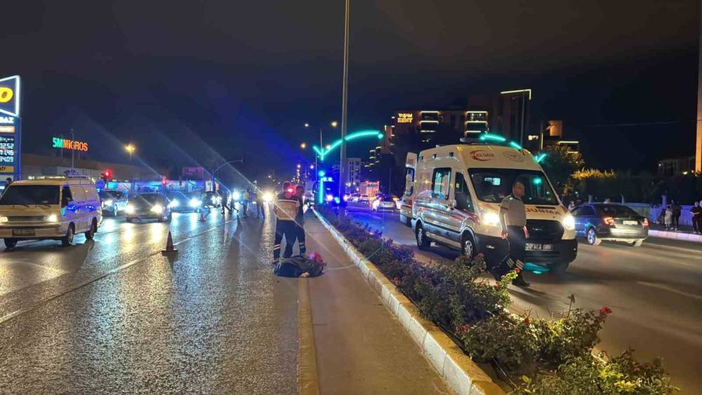 Balıkesir&rsquo;de feci kaza: 1 &ccedil;ocuk hayatını kaybetti, 1 &ccedil;ocuk ağır yaralandı
