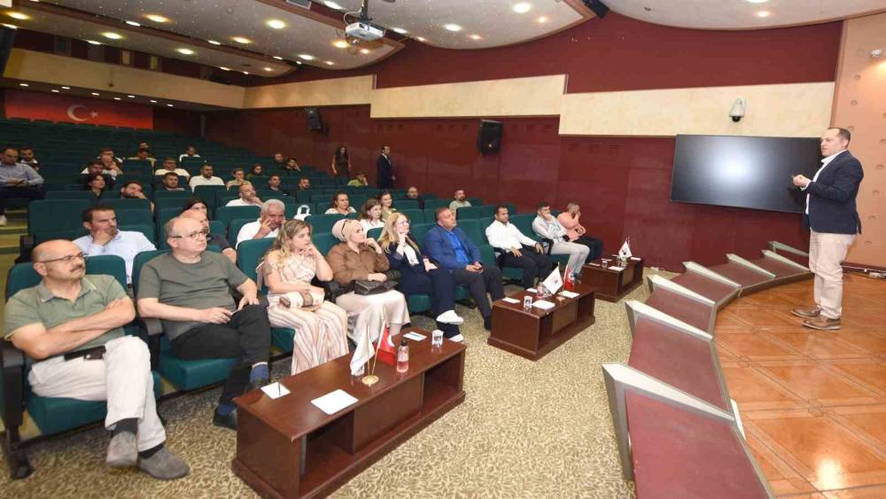 DOKA&rsquo;nın Yalın D&ouml;n&uuml;ş&uuml;m Destek Programı işadamlarına anlatıldı

