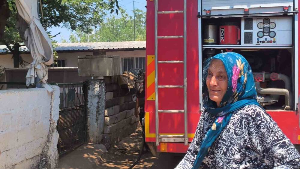 Uzaklaştırma kararını duyan yaşlı adam evi yakmaya &ccedil;alıştı, karısı 10&rsquo;uncu kez şikayet&ccedil;i oldu
