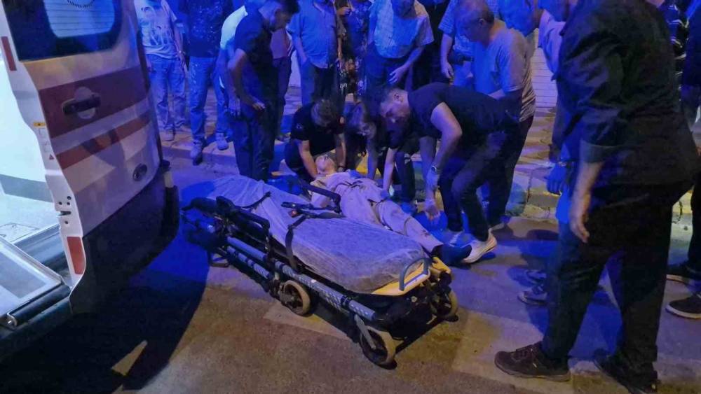 Eskişehir&rsquo;de motosikletin &ccedil;arptığı yaşlı adam yaralandı
