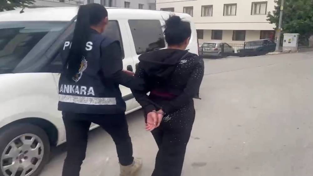 Denizli&rsquo;nin de aralarında olduğu 48 ilde d&uuml;zenlenen operasyonda 1008 ş&uuml;pheli g&ouml;zaltına alındı

