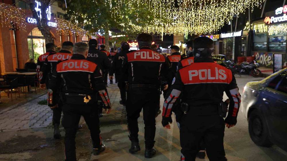 Elazığ&rsquo;da &ouml;ğrencilerin yoğun olduğu alanlar denetlendi
