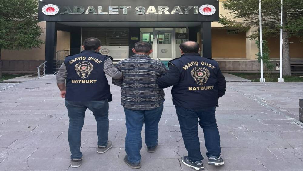 Bayburt&rsquo;ta inşaatlardan 120 bin liralık malzeme &ccedil;alan şahıs tutuklandı
