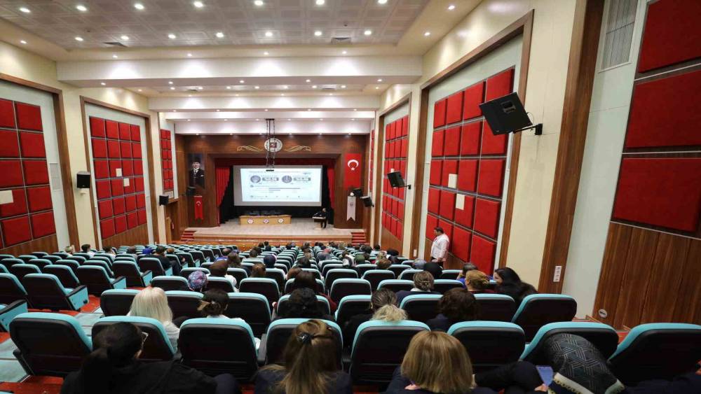 Fırat &Uuml;niversitesi Hastanesi&rsquo;nde, d&uuml;nya artrit g&uuml;n&uuml; etkinliği
