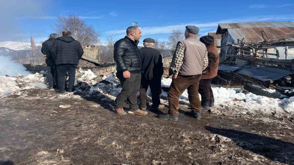 &Ccedil;amyazı K&ouml;y&uuml;&rsquo;nde korkutan yangın
