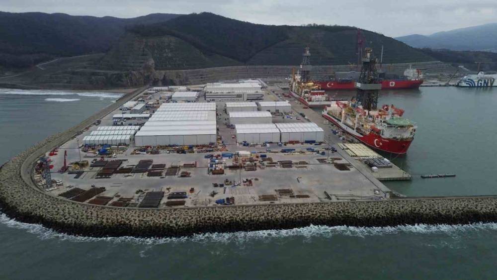 Bakan Bayraktar: "Enerjide Tam Bağımsız T&uuml;rkiye yolunda her halkayı bir bir tamamlıyoruz"
