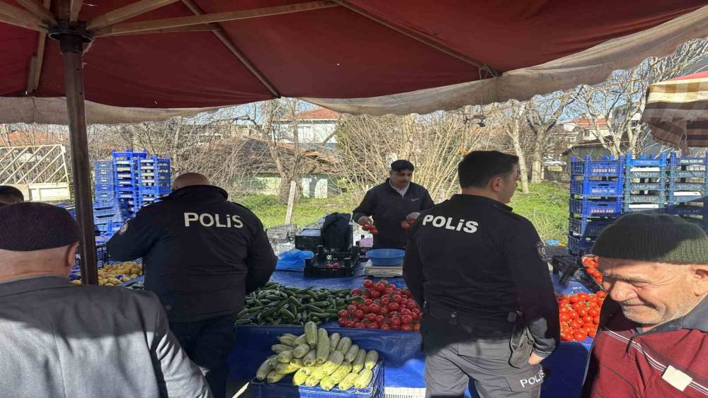 Pazarda c&uuml;zdan hırsızlığı iddiası polisi harekete ge&ccedil;irdi
