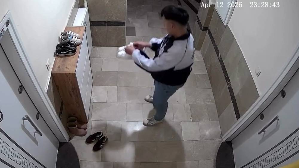 Ayakkabı hırsızı tutuklanarak cezaevine g&ouml;nderildi
