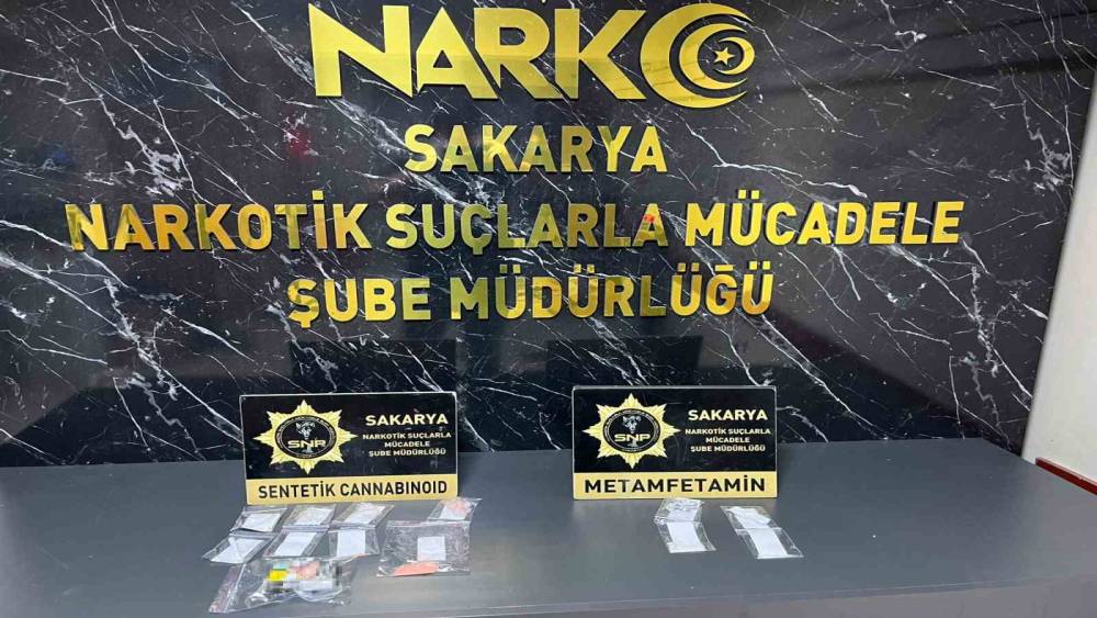 9 kilo bonzai &uuml;retilebilecek ham madde ele ge&ccedil;irildi: 5 g&ouml;zaltı
