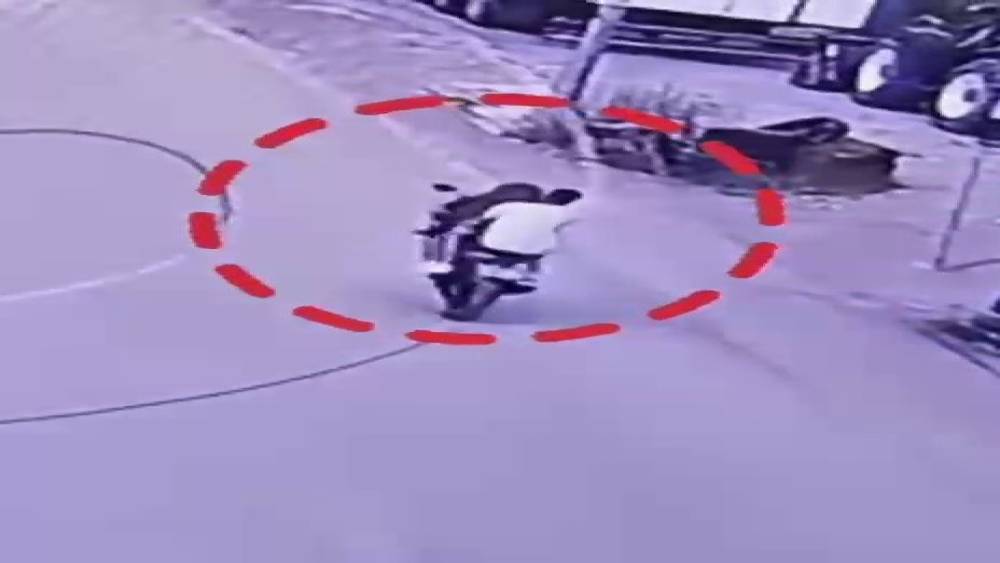 Trafikte akrobatik hareketler yapan 3 s&uuml;r&uuml;c&uuml;ye 178 bin TL ceza
