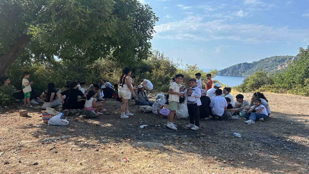 Fethiye&rsquo;de 20&rsquo;si &ccedil;ocuk 39 d&uuml;zensiz g&ouml;&ccedil;men yakalandı
