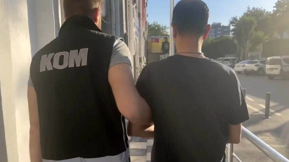 Seferihisar Belediyesindeki &rsquo;r&uuml;şvet&rsquo; operasyonunda 47 ş&uuml;pheli adliyede
