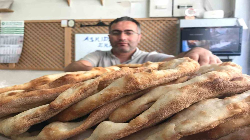 Bayburt&rsquo;ta Ramazan pidesinin fiyatı belli oldu
