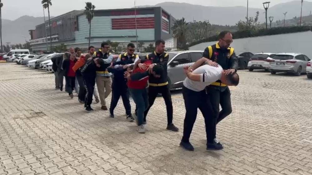 Hatay&rsquo;da aranan şahıslara operasyon: 7 kişi tutuklandı

