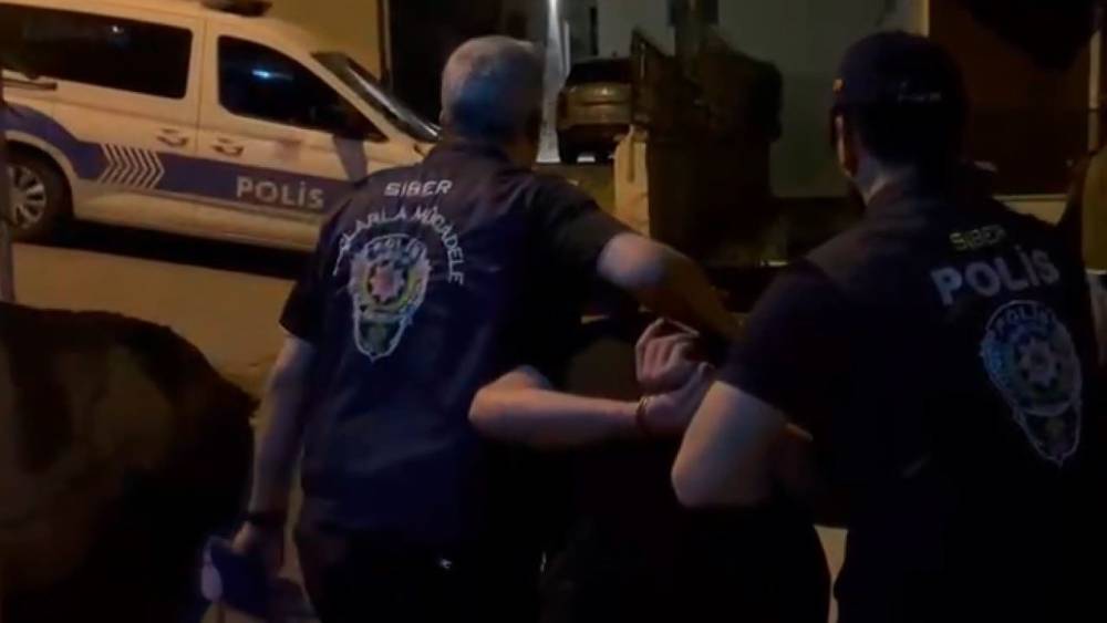 B&uuml;y&uuml;k&ccedil;ekmece&rsquo;deki bı&ccedil;aklı kavgada 16 yaşındaki &ccedil;ocuğun &ouml;l&uuml;m&uuml;ne ilişkin yeni detaylara ulaşıldı
