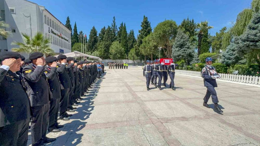 Motosiklet kazasında hayatını kaybeden jandarma personeline son g&ouml;rev
