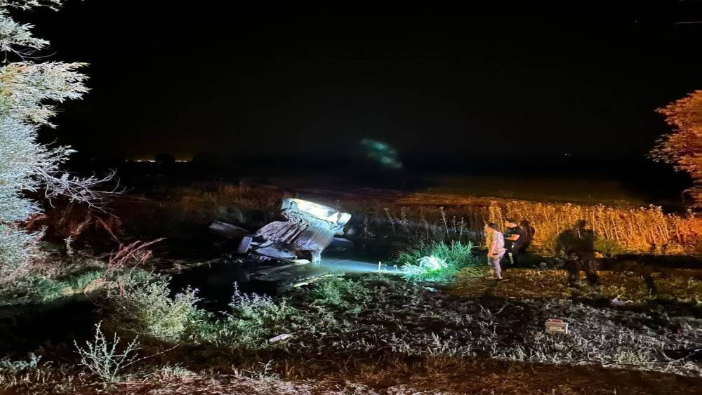 Otomobil su kanalına u&ccedil;tu: 1 &ouml;l&uuml;, 3 yaralı
