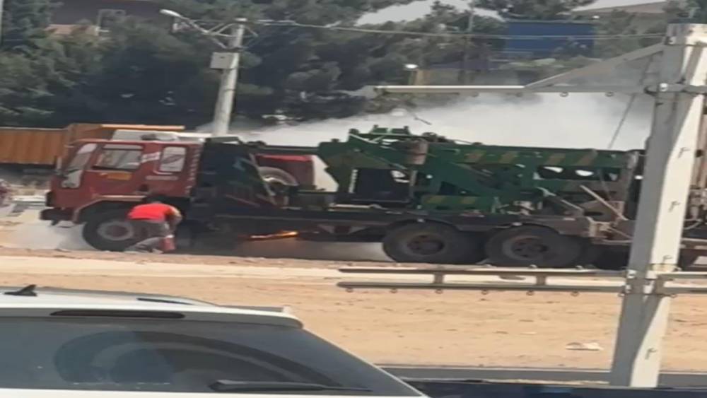 Viranşehir&rsquo;de korkutan ara&ccedil; yangını
