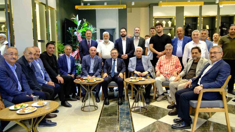 Erzurum iş d&uuml;nyası, STK temsilcileri ve siyasiler bu a&ccedil;ılışta buluştu
