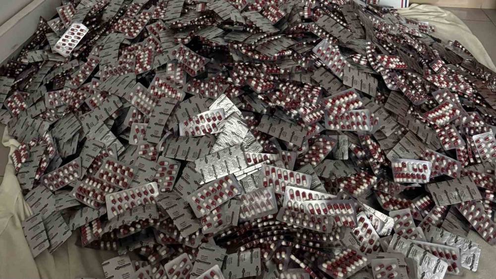 &Ccedil;ubuk&rsquo;ta 95 bin adet uyuşturucu hap ele ge&ccedil;irildi
