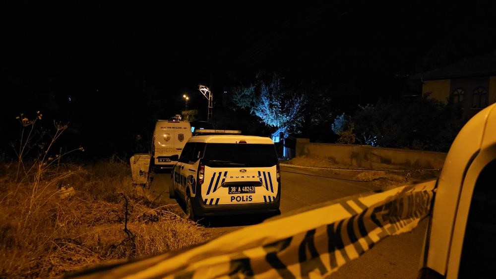 Yaşlı &ccedil;ifti &ouml;ld&uuml;r&uuml;p atla ka&ccedil;an sanık yeniden yargılanacak
