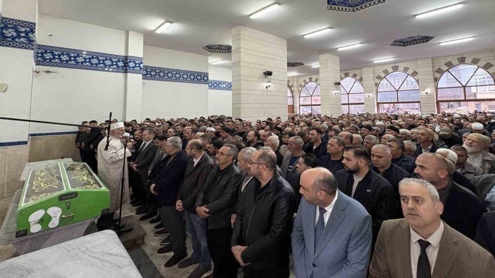 Kastamonu&rsquo;da &ouml;ld&uuml;r&uuml;len imam son yolculuğuna uğurlandı

