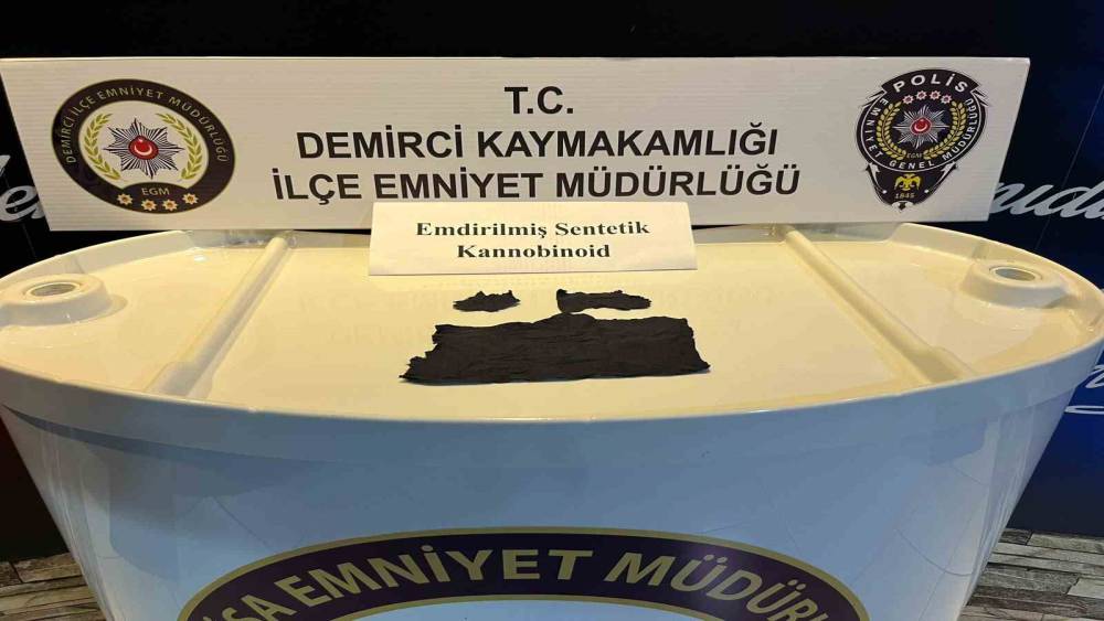 Demirci&rsquo;de uyuşturucu operasyonu: 1 tutuklama
