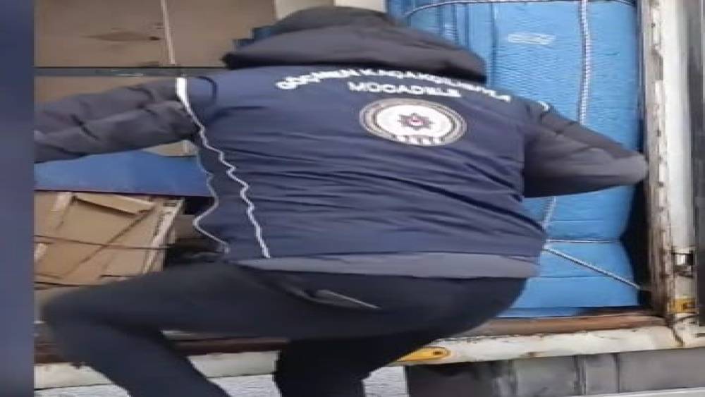 Yozgat&rsquo;ta g&ouml;&ccedil;men ka&ccedil;ak&ccedil;ılığı ş&uuml;phelisi 2 kişi tutuklandı
