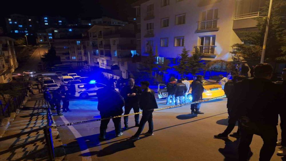 Ticari takside silahlı kavga: 1 yaralı
