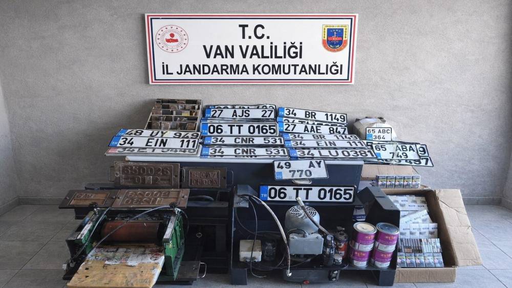 Van&rsquo;da sahte sahte plaka basanlara operasyon
