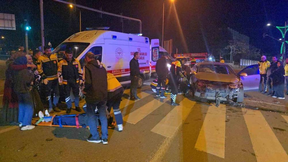 Bing&ouml;l&rsquo;de trafik kazası: 5 yaralı
