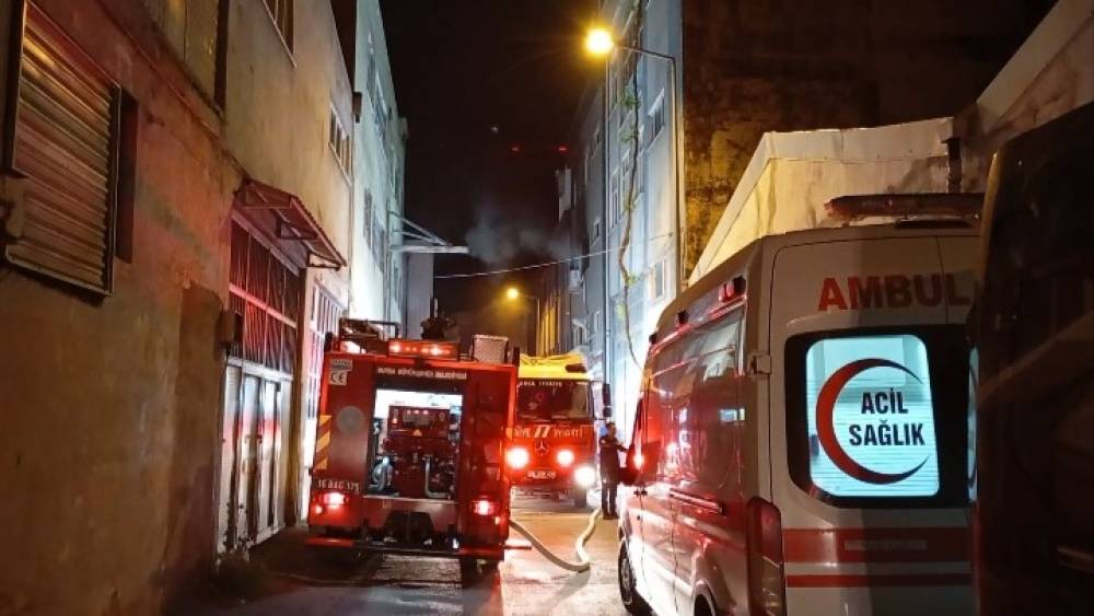 Bursa&rsquo;da tekstil at&ouml;lyesinde korkutan yangın
