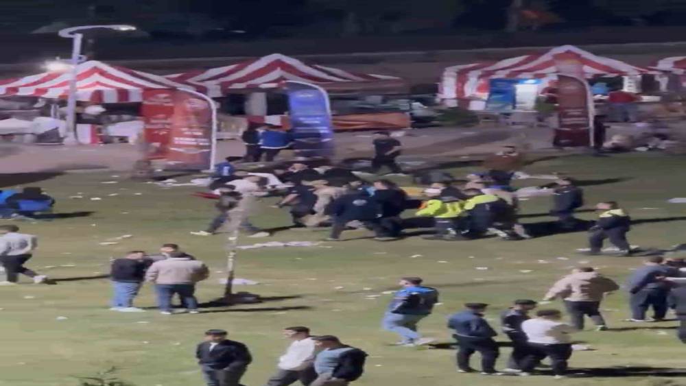 Motofest etkinliğinde bı&ccedil;aklı kavga: 3 yaralı
