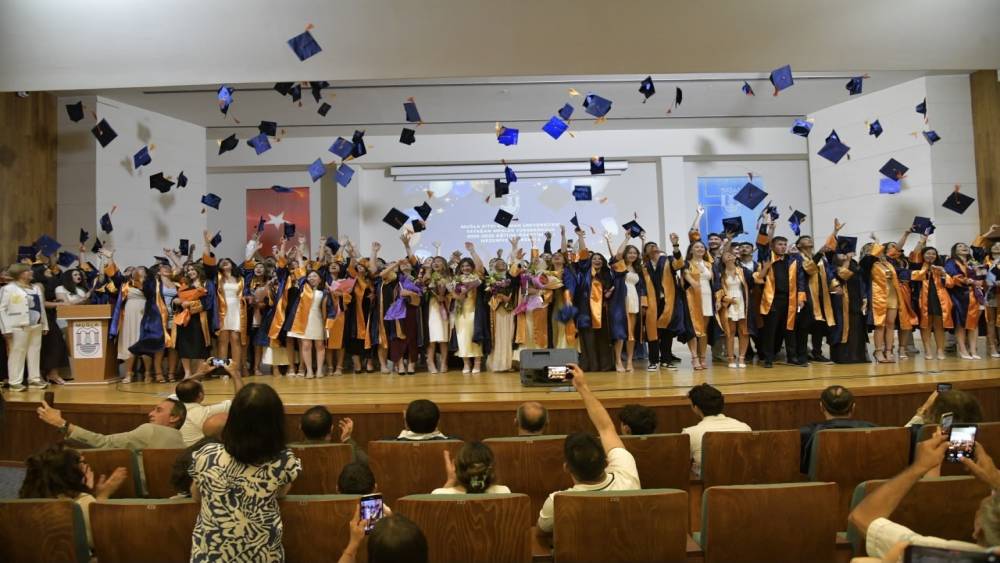 Yatağan&rsquo;da &uuml;niversite &ouml;ğrencileri kep attı
