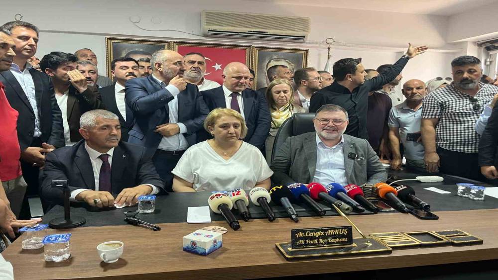 Menderes Belediye Başkan Vekili Asuman Şen&rsquo;den ilk a&ccedil;ıklama
