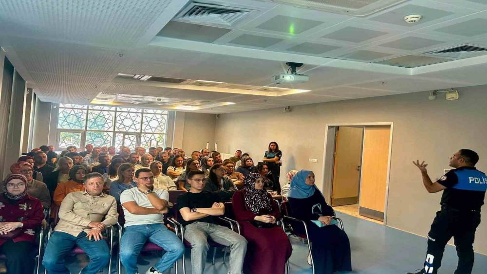 Bilecik&rsquo;te 76 &ouml;zel g&uuml;venlik g&ouml;revlisine narkotik eğitimi
