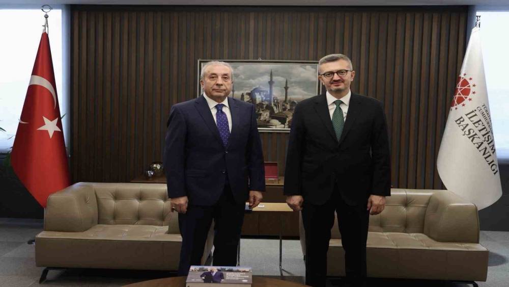 İletişim Başkanı Duran, Mehdi Eker ile g&ouml;r&uuml;şt&uuml;
