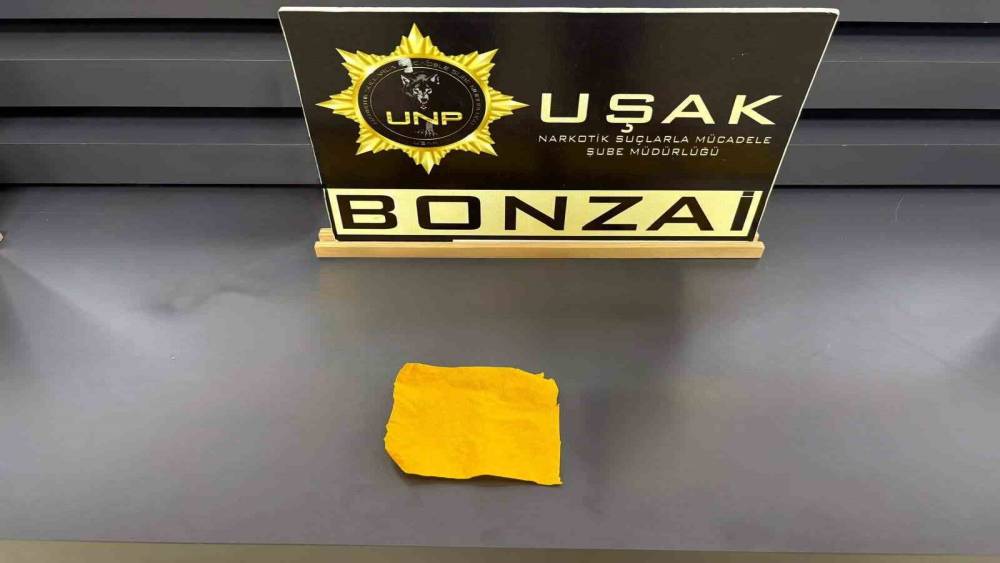 Uşak&rsquo;ta uyuşturucu operasyonu: 3 tutuklama
