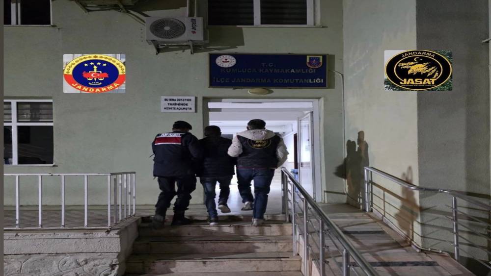 Antalya&rsquo;da 27 yıl 8 ay hapis cezası bulunan h&uuml;k&uuml;ml&uuml; yakalandı
