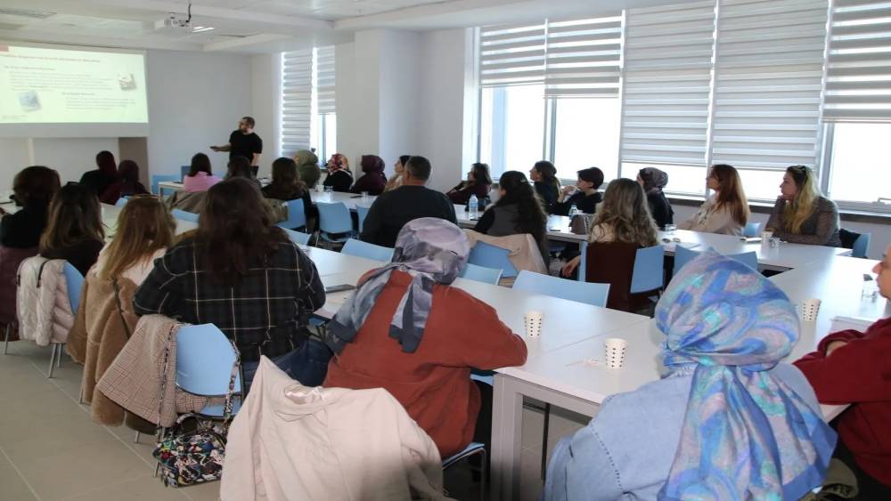 Sinop&rsquo;ta uzman hekimlerden aile hekimlerine eğitim desteği
